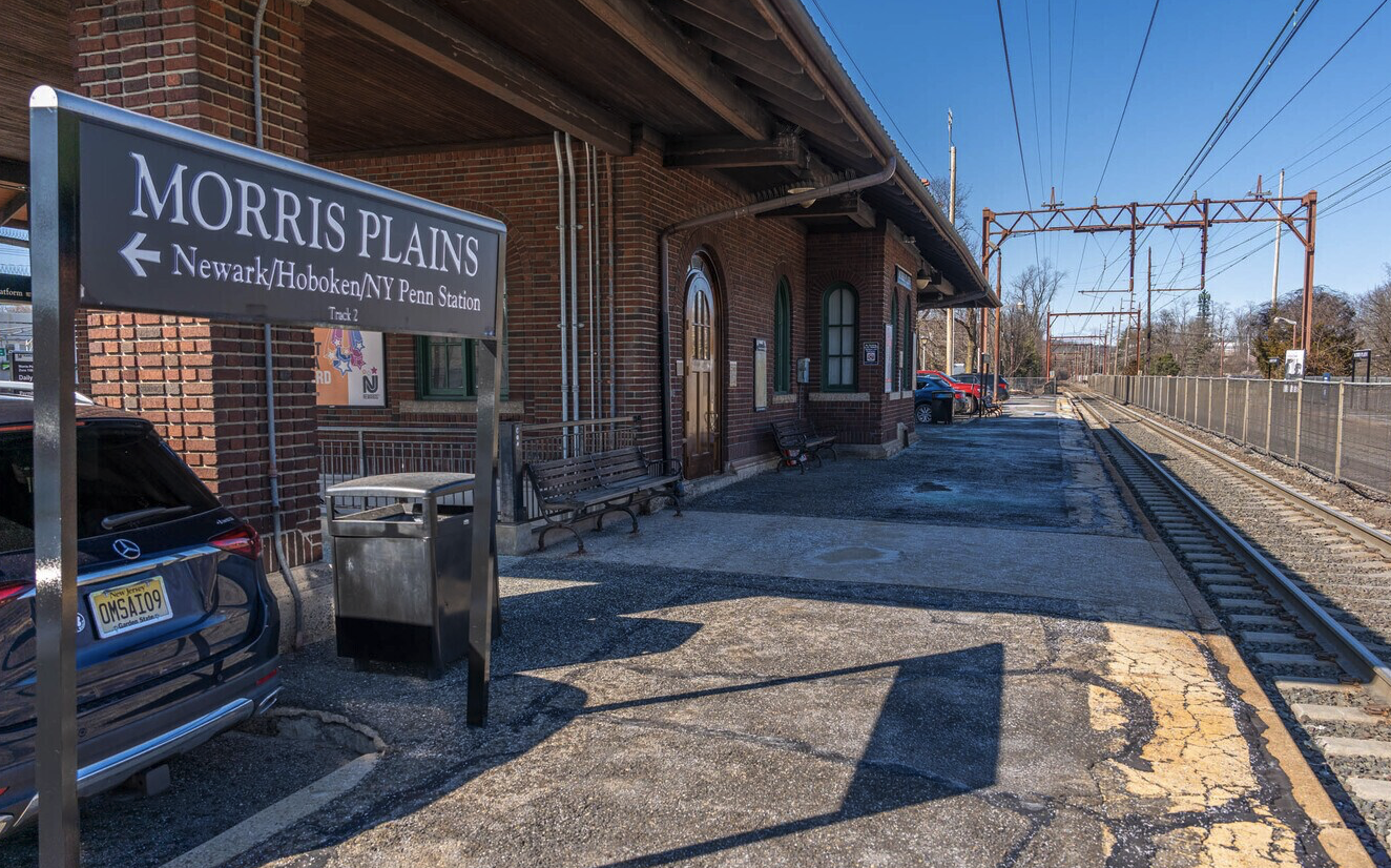 Morris Plains, NJ street view